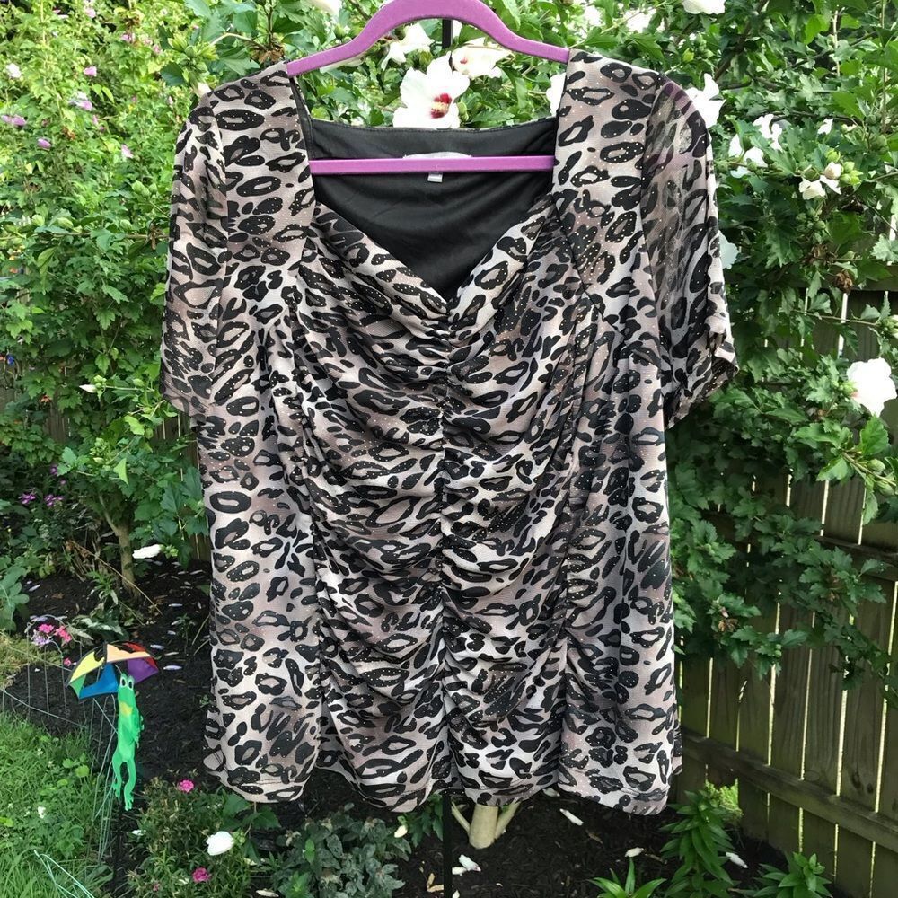 Women’s Leopard Print Tunic